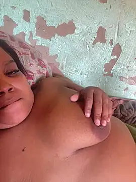 friendlybitch22 online show from 04/12/26, 11:04