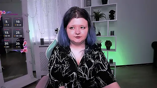 Lunaar  online show from 04/17/26, 05:32