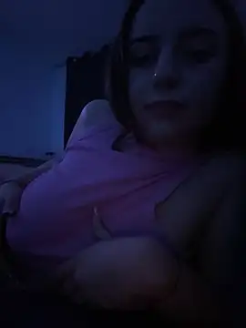 Snapshot of adellasweet chatting on 03/02/26, 10:16 adellasweet online show from 03/02/26, 10:16