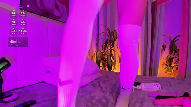 TaylerWhitelll online show from 03/01/26, 06:21