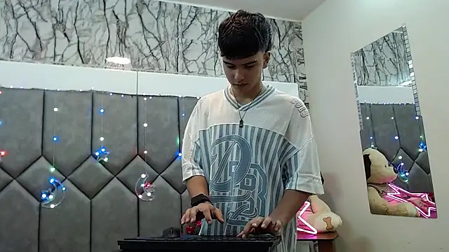 Steve Hotman online show from 03/29/26, 01:22