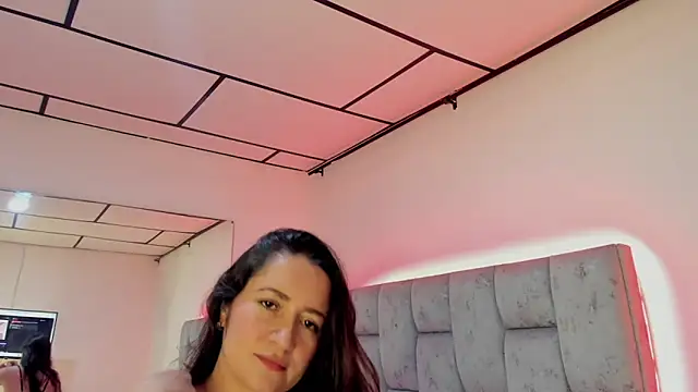 Scarlet Goddess online show from 03/02/26, 01:18