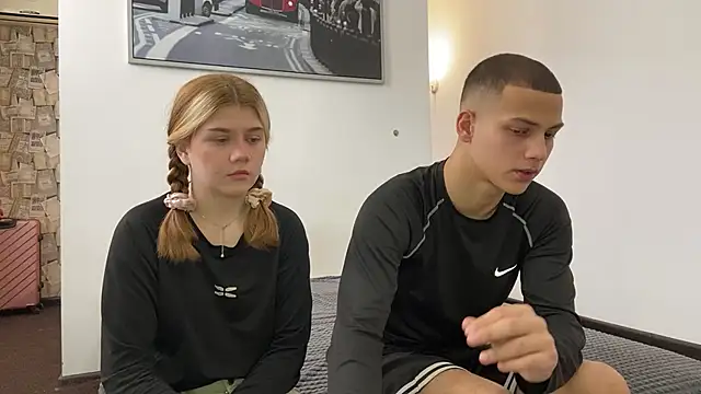 mirel couple online show from 04/29/26, 10:08
