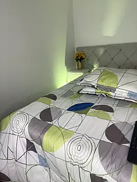 EvaMark  online show from 04/01/26, 01:41