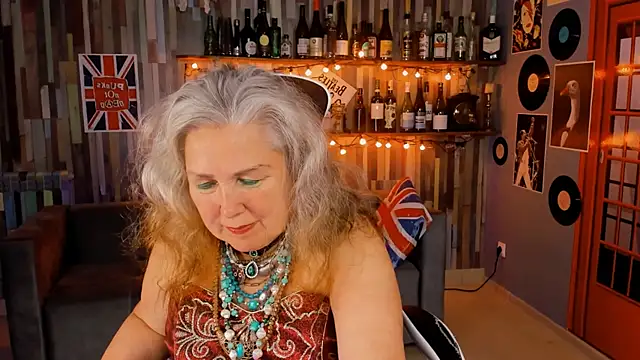 LilaMaharani online show from 07/18/26, 01:48