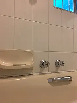 Daddies Gurl online show from 04/18/26, 01:26