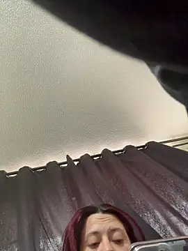 Snapshot of Zoe_fiire chatting on 03/02/26, 12:01 Zoe fiire online show from 03/02/26, 12:01