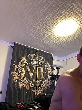 Hugo1993 online show from 07/15/26, 04:12