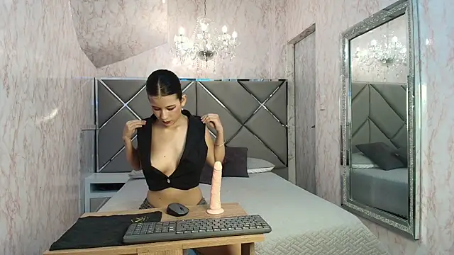 Dolly boobsy online show from 04/05/26, 01:30