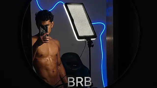 jossi12345j online show from 03/30/26, 12:06