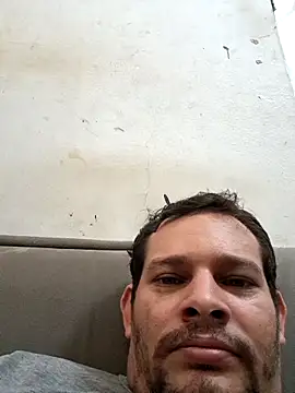 Snapshot of Edu5000 chatting on 03/01/26, 01:57 Edu5000 online show from 03/01/26, 01:57