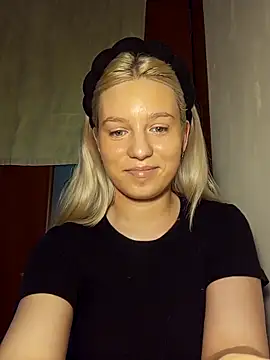 Glowing Jessica online show from 03/01/26, 01:13