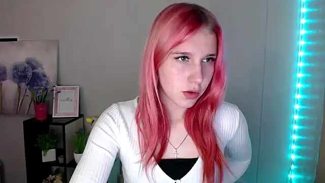 Scarlett lil online show from 04/04/26, 08:34