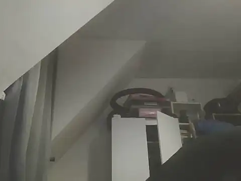 DOUBLETROUBLE7773 online show from 04/06/26, 11:16