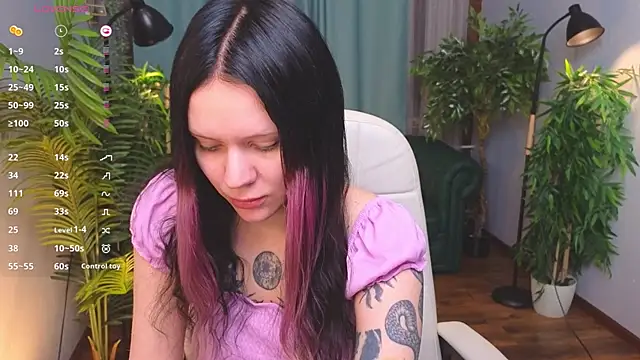 kittenlolla online show from 04/01/26, 05:41