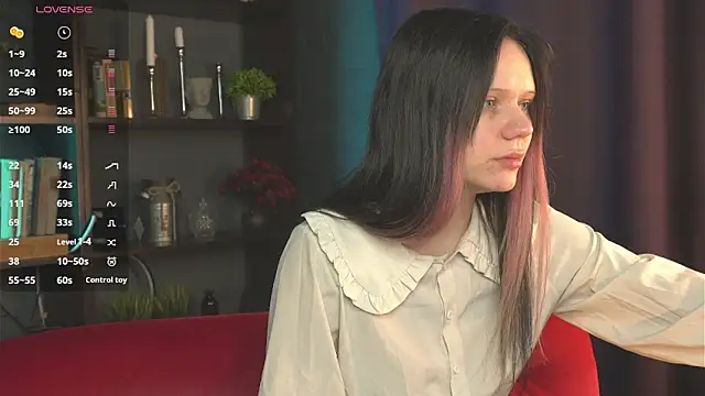 kittenlolla online show from 04/12/26, 01:38