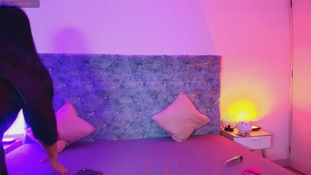 Lauren Rouses online show from 04/17/26, 03:09