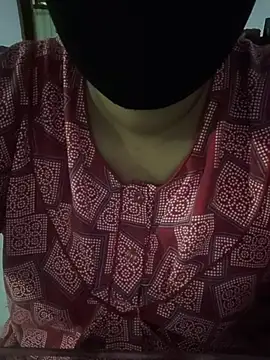 Tamillaxmi12 online show from 04/01/26, 02:14