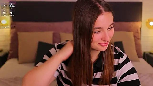 Nicole De Lux online show from 03/26/26, 12:55