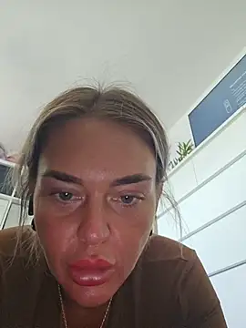 Snapshot of CarmenCapricorn chatting on 03/02/26, 01:18 CarmenCapricorn online show from 03/02/26, 01:18