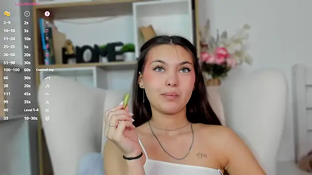 MirthaBolduan online show from 04/04/26, 07:17