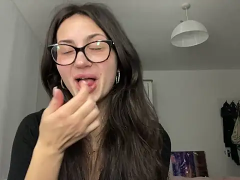 Ellamay06 online show from 03/28/26, 09:14