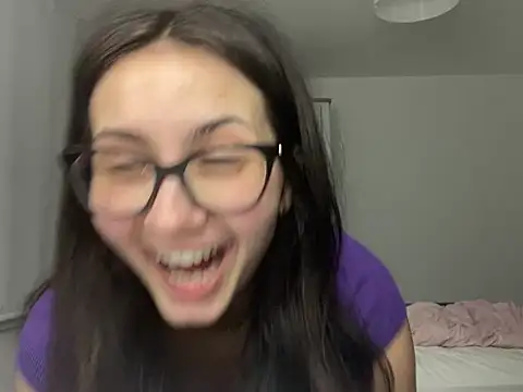 Ellamay06 online show from 04/15/26, 07:21