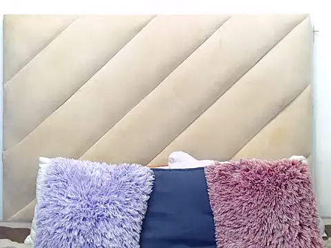 TokyoXXX online show from 04/08/26, 08:09