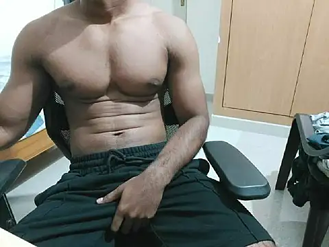 Snapshot of kratosTheHunk chatting on 07/20/26, 05:59 kratosTheHunk online show from 07/20/26, 05:59