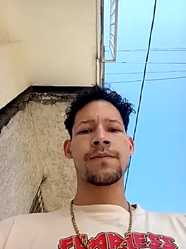 Snapshot of Goriluzdelam chatting on 04/03/26, 02:04 Goriluzdelam online show from 04/03/26, 02:04