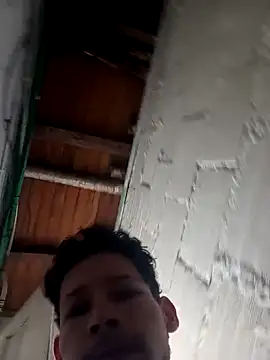 Snapshot of Goriluzdelam chatting on 04/04/26, 02:14 Goriluzdelam online show from 04/04/26, 02:14