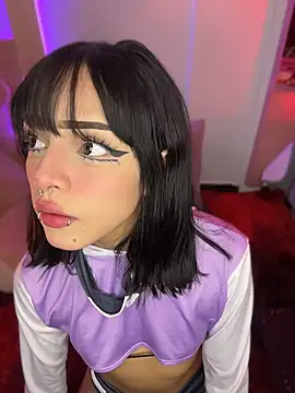 Taylor  0 online show from 04/17/26, 01:03