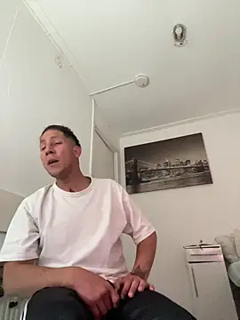 TitanNoir online show from 05/13/26, 06:22