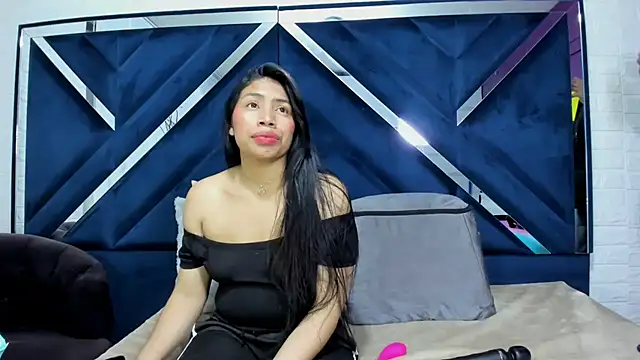 MelanyAndRizooos online show from 05/02/26, 02:49