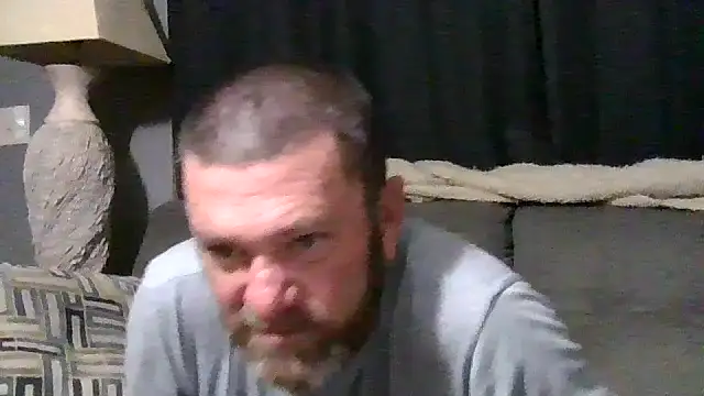 Snapshot of Beaededpainter chatting on 06/12/26, 01:59 Beaededpainter online show from 06/12/26, 01:59