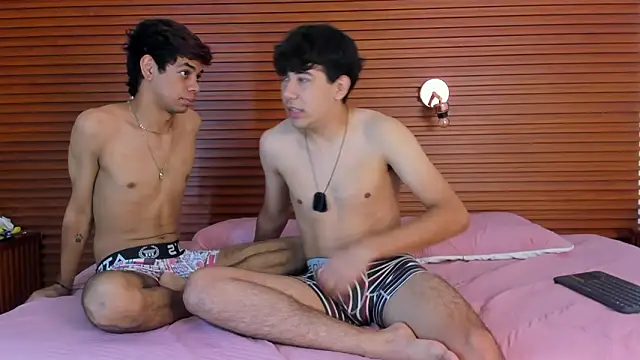 Snapshot of peakk_twiinns chatting on 03/11/26, 11:27 peakk twiinns online show from 03/11/26, 11:27