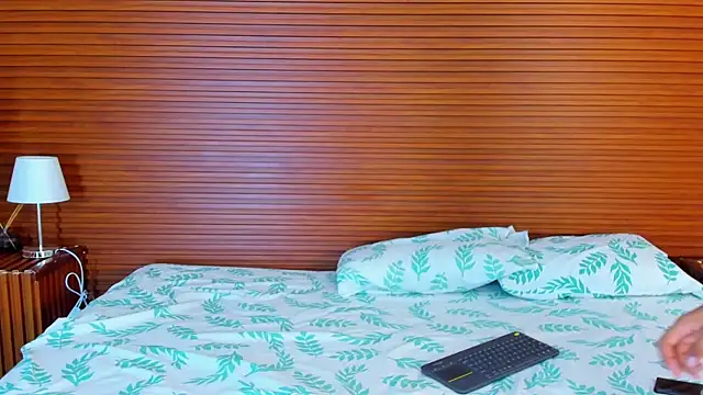 Snapshot of peakk_twiinns chatting on 04/10/26, 11:26 peakk twiinns online show from 04/10/26, 11:26