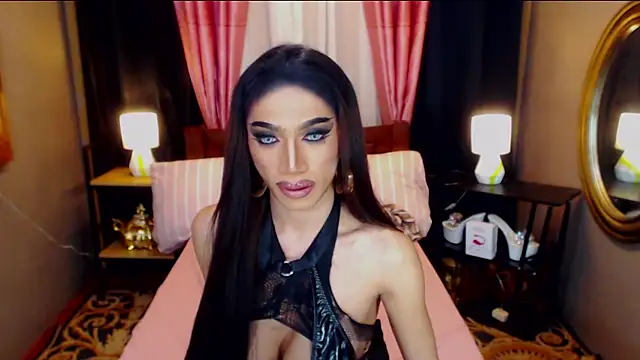 Snapshot of KieraLee chatting on 05/16/26, 11:20 KieraLee online show from 05/16/26, 11:20