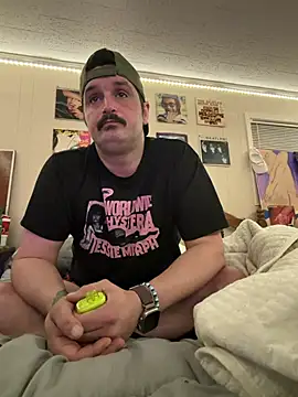 PoundedCajunGuy93 online show from 05/06/26, 02:19
