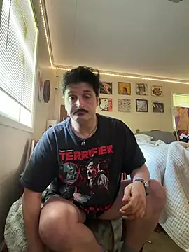 PoundedCajunGuy93 online show from 05/12/26, 07:11
