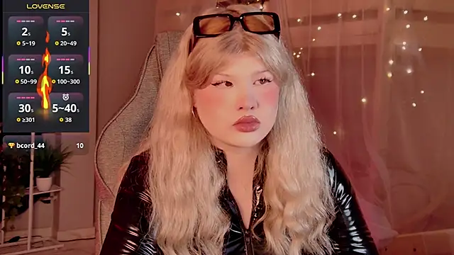 LilithNlsn online show from 05/27/26, 01:57