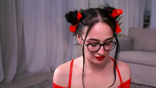Snapshot of KaelisRose chatting on 05/27/26, 10:23 KaelisRose online show from 05/27/26, 10:23