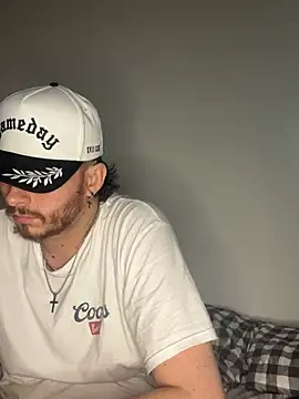 TallHungandCloudy69 online show from 04/11/26, 08:24
