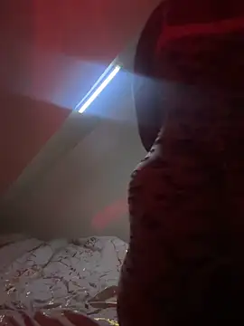 Snapshot of SinSinnai chatting on 03/03/26, 07:03 SinSinnai online show from 03/03/26, 07:03