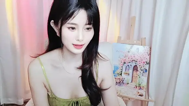 Mia 168 online show from 05/05/26, 12:40