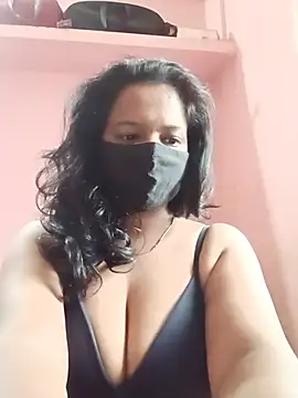 Snapshot of Miss-Dolly07 chatting on 07/17/26, 01:34 Miss-Dolly07 online show from 07/17/26, 01:34