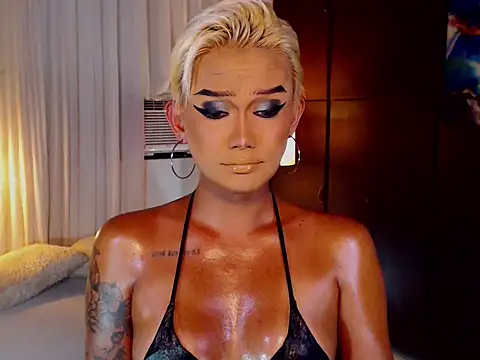 xXLustFullTransXx online show from 07/18/26, 03:00
