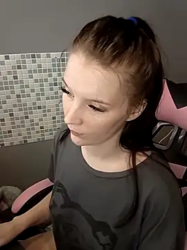 Mary Blu online show from 03/17/25, 12:19