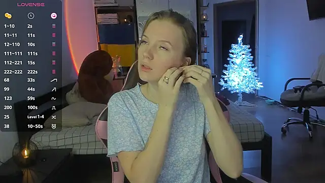 Mary Blu online show from 12/18/25, 05:57