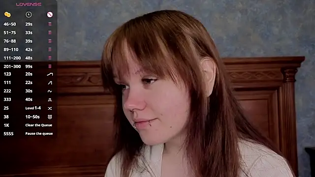 Snapshot of LeahAllsop chatting on 05/29/26, 03:48 LeahAllsop online show from 05/29/26, 03:48